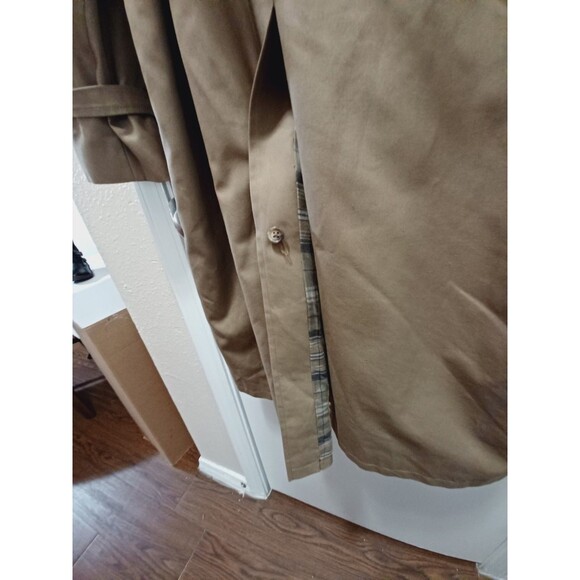 Men's Nordstrom Tan Trench Coat With Wool Blend Zipout Lining Size 46R - Picture 6 of 14